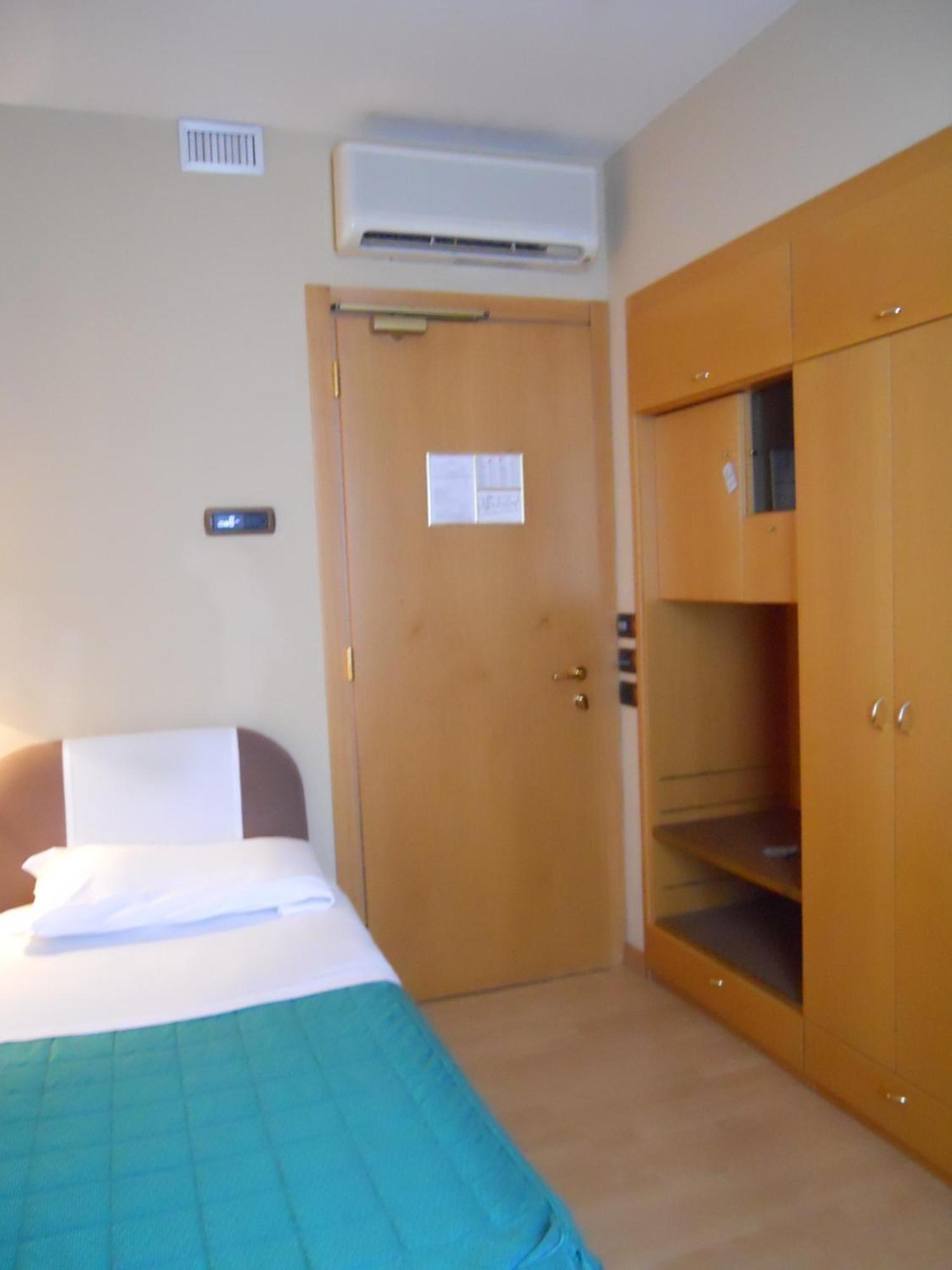 Albergo Italia Urbino Dış mekan fotoğraf