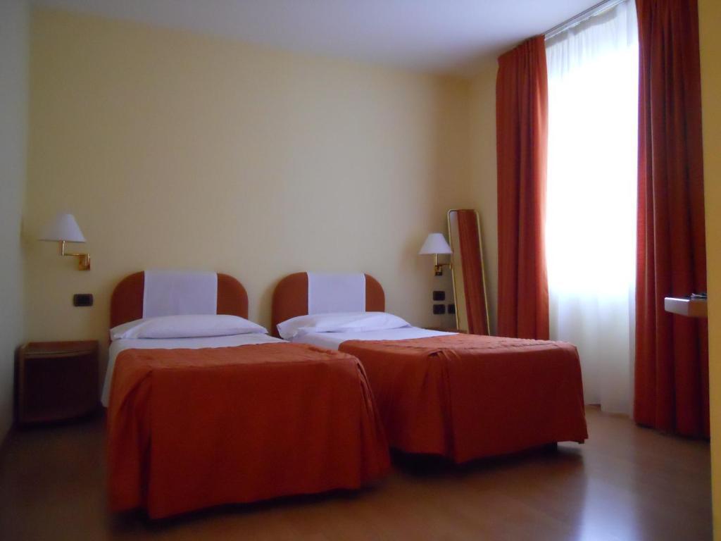 Albergo Italia Urbino Oda fotoğraf