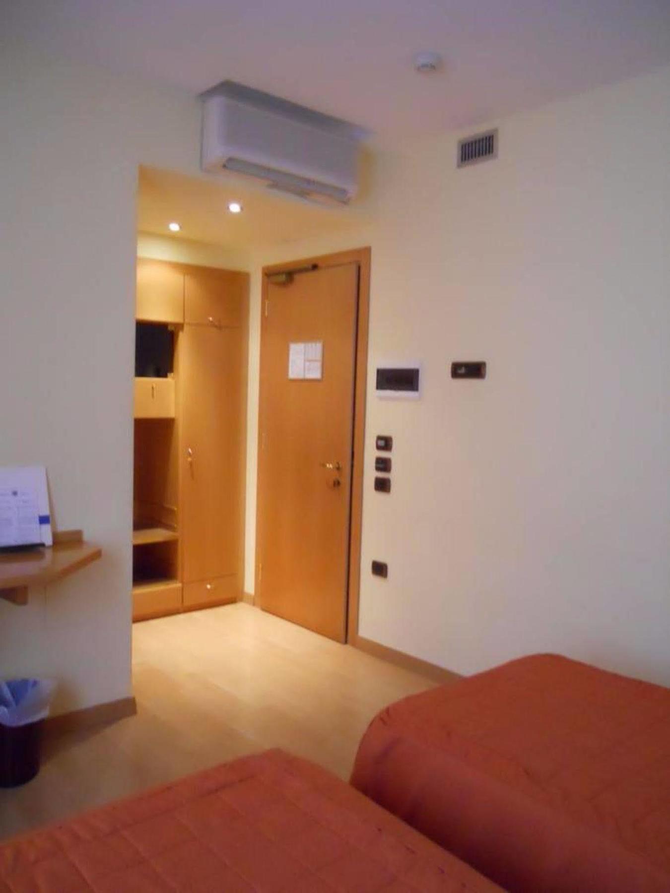 Albergo Italia Urbino Dış mekan fotoğraf