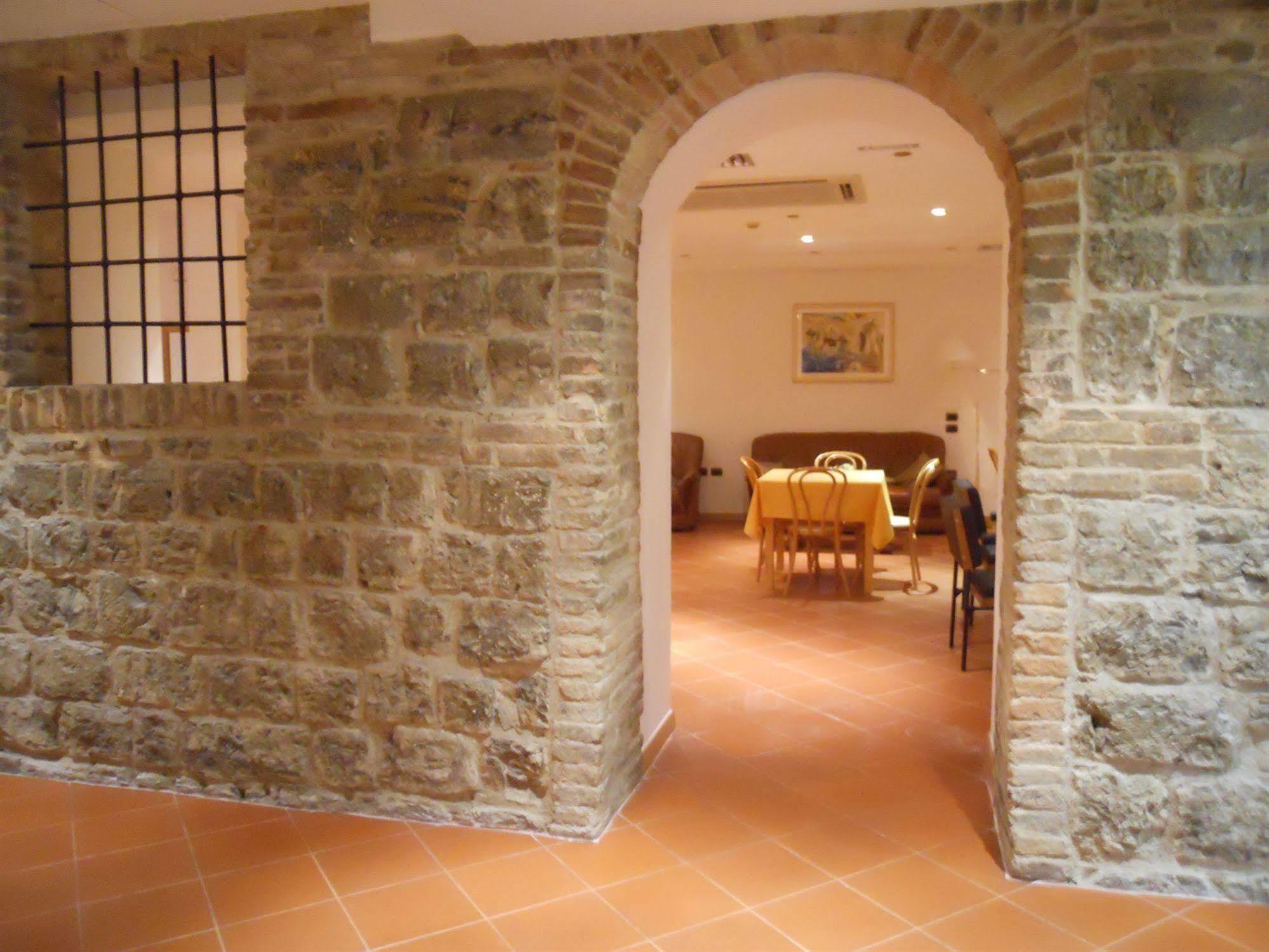 Albergo Italia Urbino Dış mekan fotoğraf