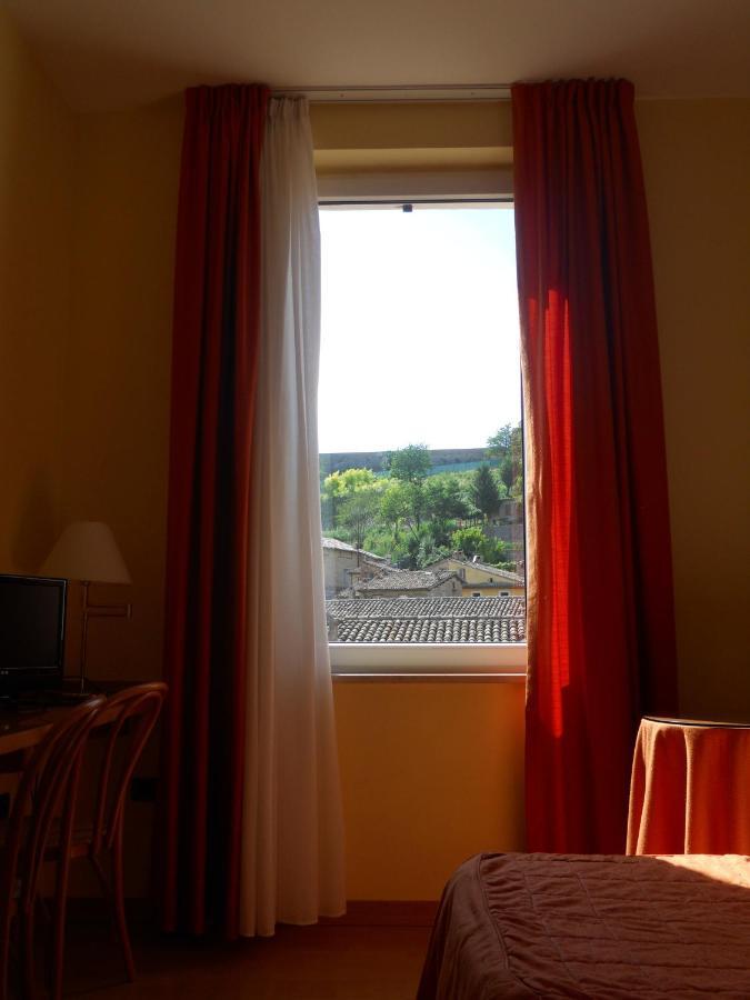 Albergo Italia Urbino Oda fotoğraf